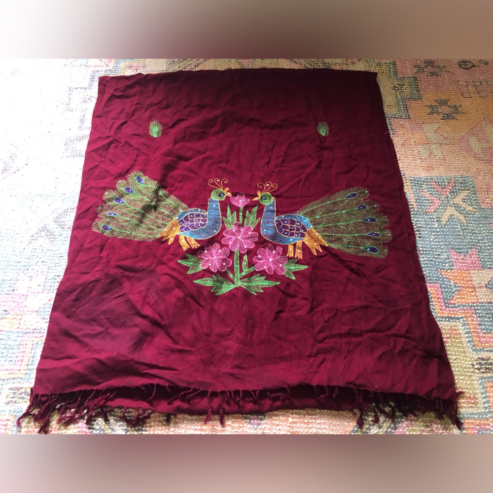 Hand embroidered scarf, vintage- no label